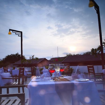 Zfreeti Hotel Nyaungu Kültér fotó